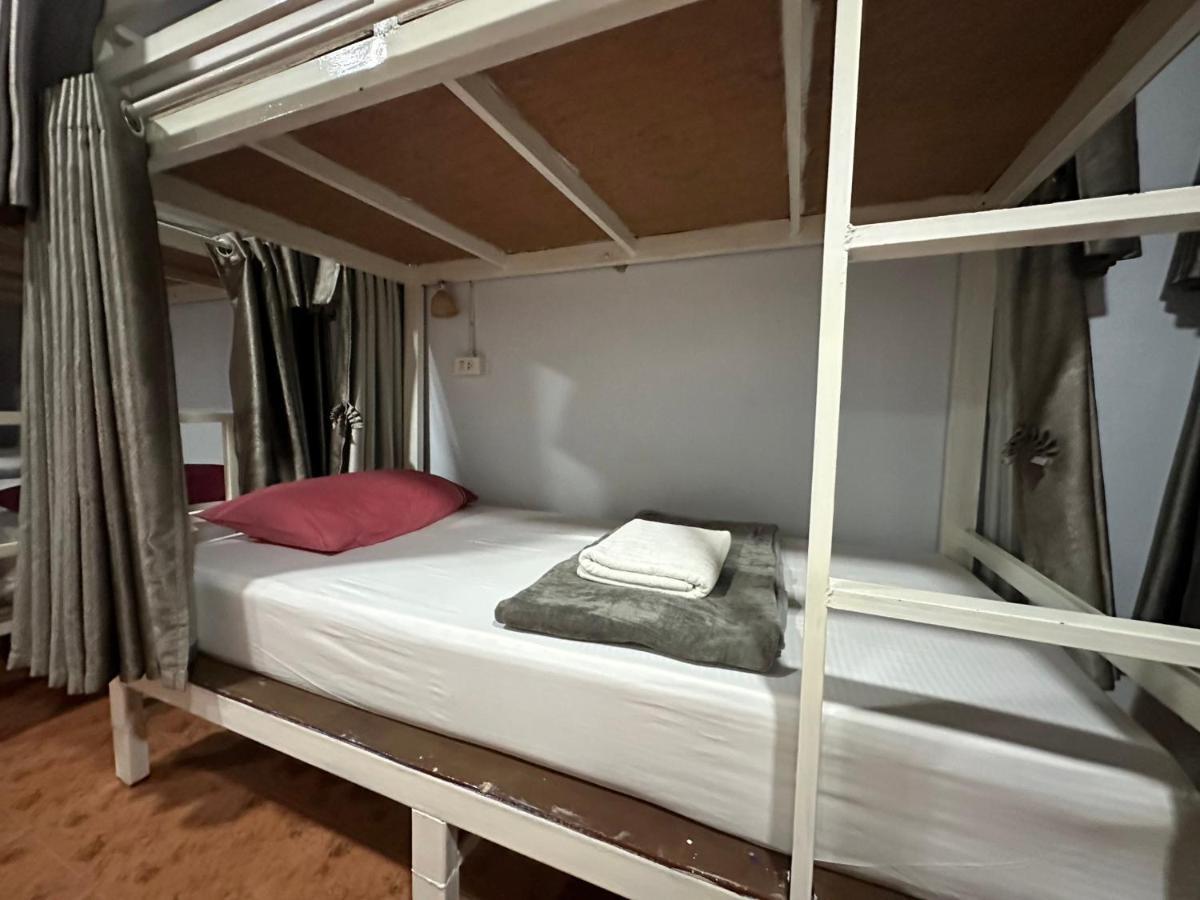 Hangover Hostel Ko Phi Phi Zewnętrze zdjęcie